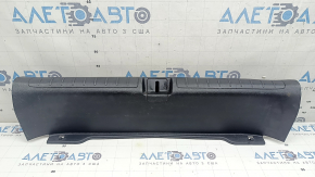 Накладка отвору багажника Honda Accord 18-22 чорна, подряпини, потерта