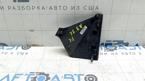 Накладка передней панели центральная левая Audi A3 22-26 черная, царапины