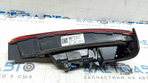 Ліхтар внутрішній кришка багажника лівий Audi A3 22-24 потертості