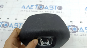 Подушка безопасности airbag в руль водительская Honda Accord 18-22 черная, царапины