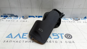 Ручка відкриття замку капота салонна Audi A3 22-26 чорна, з кронштейном, подряпини, заломи, тички