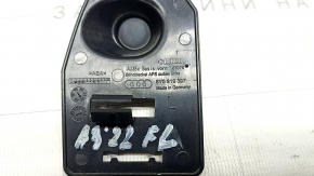 Заглушка решітки переднього бампера ліва Audi A3 22-26 чорна