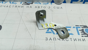 Кронштейн переднего левого крыла Audi A3 22-26 задний