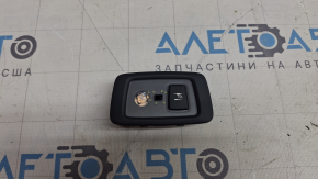 Плафон освещения задний правый Volvo XC60 16-22 черный, трещина