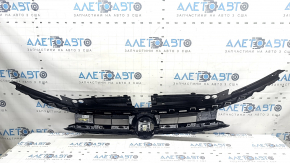 Решетка радиатора grill VW Jetta 25-26 без эмблемы