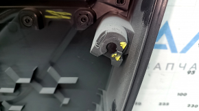 Обшивка двери карточка передняя левая VW Jetta 25-26 черная с черной вставкой кожа, подлокотник кожа, молдинг серый тип 2, с ручкой, надломано крепление