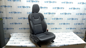 Сидіння пасажирське Volvo XC60 18-26 з airbag, електричне, підігрів, шкіра чорна, з блоком управління, під чищення, прим'ято, тички, потертості