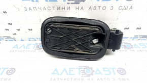 Корпус лючка бензобака Audi Q5 80A 18-25 сломано крепление