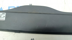Крышка воздухоприемника Audi A3 22-26 царапины