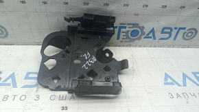 Кронштейн ECU комп'ютера двигуна Audi A3 22-26