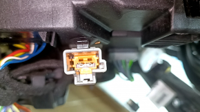 Сидіння водійське Volvo XC60 18-22 з airbag, електричне, підігрів, шкіра чорна, з блоком керування, подряпини, прим'ято
