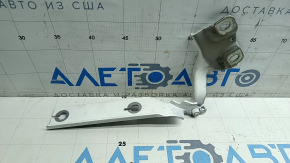 Петля капота правая Audi A3 22-26