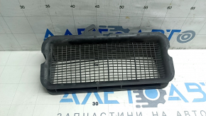 Повітроприймач пічки Audi A3 22-26 правий, тріщина