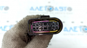 Фишка передней левой фары VW Taos 22-24 LED