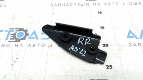 Накладка треугольник двери задней правой Audi A3 22-26 черная, царапина