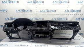Торпедо передня панель з AIRBAG VW Jetta 25-26 чорна
