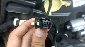 Двері в зборі передня права Jeep Compass 17-26 keyless, графіт PAU, подряпини, подряпини на молдингу, подряпини на накладці