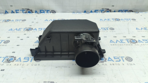 Кришка корпусу повітряного фільтра верхня Toyota Sienna 22-26