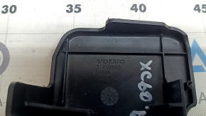 Крышка АКБ минусовой клеммы Volvo XC60 18-24 царапины