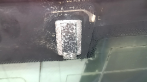Стекло заднее Audi A3 22-26 в копоти, дефект подогрева, окисление