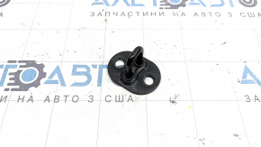 Гак замка дверей багажника Nissan Murano 25-26
