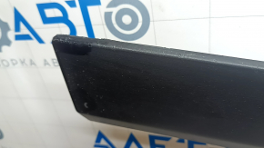 Накладка дверей нижня передня ліва Jeep Compass 17-26 подряпини, тички, прим'ята