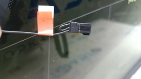 Форточка глухое стекло задняя левая Volvo XC60 18-26 без tv tuner, с антенной, тонировка, с хром молдингом,царапки,PILKINGTON