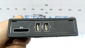USB HUB, SD Mercedes C-class W205 16-18 царапины