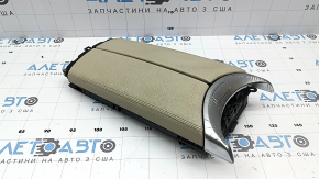 Подлокотник центральной консоли Mercedes C-class W205 15-21 кожа бежевая, с накладкой, вздулся хром