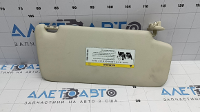 Козырек левый Mercedes C-class W205 16-17 бежевый, без крючка, под чистку