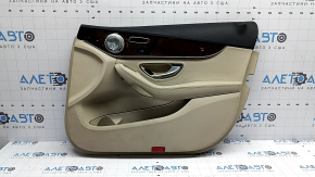 Обшивка двери карточка передняя правая Mercedes C-class W205 15-18 кожа бежевая, вставка под дерево, подлокотник кожа бежевая, верх черный, с ручкой и накладками, царапины, под чистку