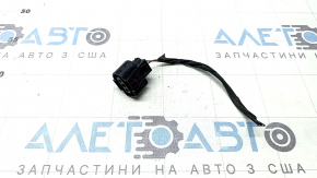 Фишка на датчик уровня жидкости бачка омывателя VW Taos 22-26