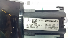 Панель управления мультимедиа Mercedes C-class W205 16-18 царапина