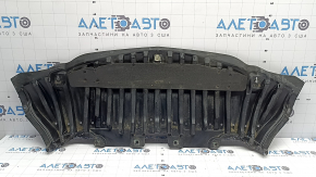 Защита переднего бампера Mercedes C-class W205 300 17-18 надломы, затерта