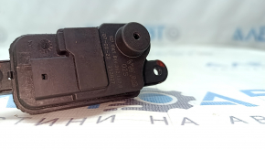 Замок лючка бензобака VW Taos 22-25