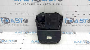 Бокс карман центральной консоли с подстаканниками Mercedes C-class W205 16-18 под светлое дерево, тип 2 без подсветки, без прикуривателя, царапины