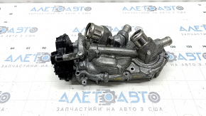 Помпа водяная с корпусом термостата VW Taos 22-25