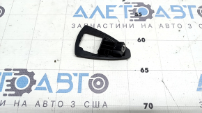 Заглушка внешней ручки двери задней левой Kia Sportage 23-26