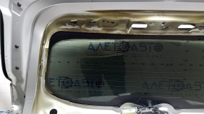 Дверь багажника голая со стеклом Ford Escape MK3 17-19 рест, серебро UX, с трапецией дворника, в копоти