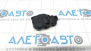 Актуатор моторчик привід пічки вентиляція Porsche Macan 15-26
