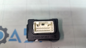 CENTRAL GATEWAY Nissan Kicks 18-25