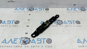 Кронштейн водительского ремня безопасности Mazda CX-30 20-23