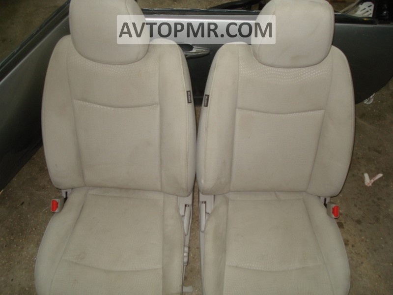 Водительское сидение Nissan Leaf 11-12 без airbag