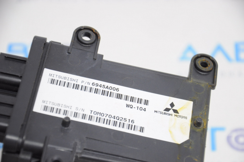 Датчик присутствия пассажира Mitsubishi Outlander Sport ASX 10-25