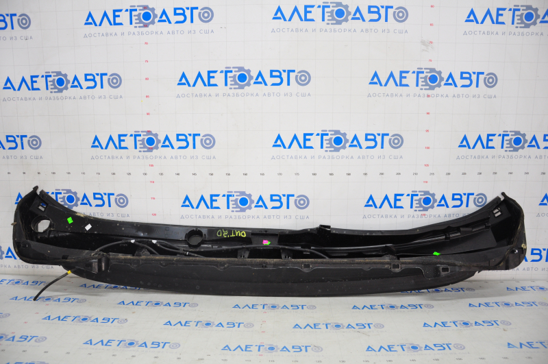 Решетка дворников пластик Subaru Outback 20-23