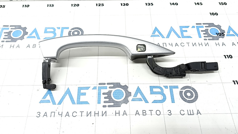 Ручка двери внешняя передняя правая для Audi A6 2019-2024, без повреждений, комплектная.