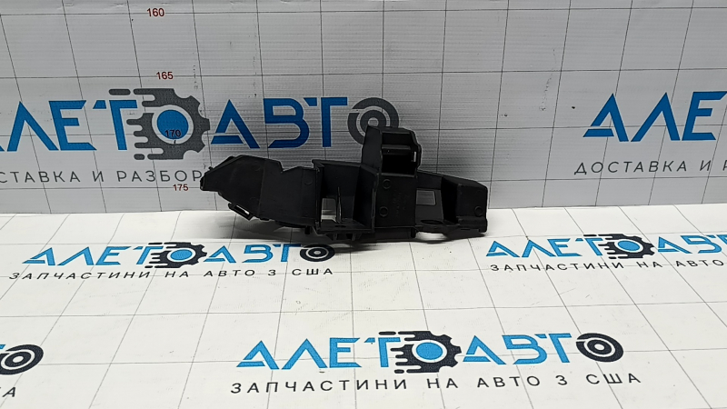 Крепление переднего бампера бампер-крыло правое Audi Q5 80A 18-24