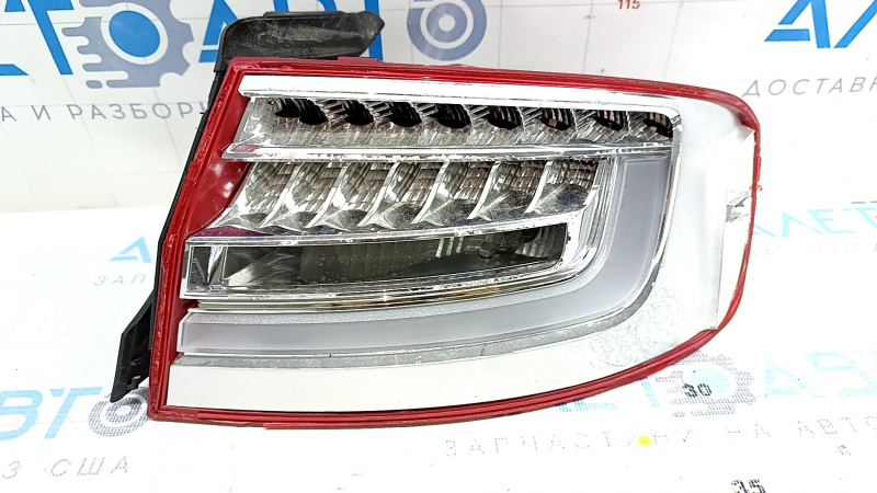 Фонарь внешний крыло правый Audi A4 B8 13-16 рест седан LED, разбито стекло, сломана накладка