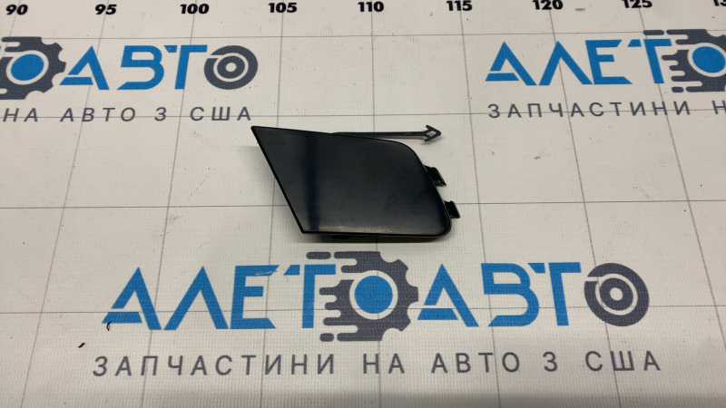 Заглушка буксировочного крюка переднего бампера Audi A4 B9 20-25