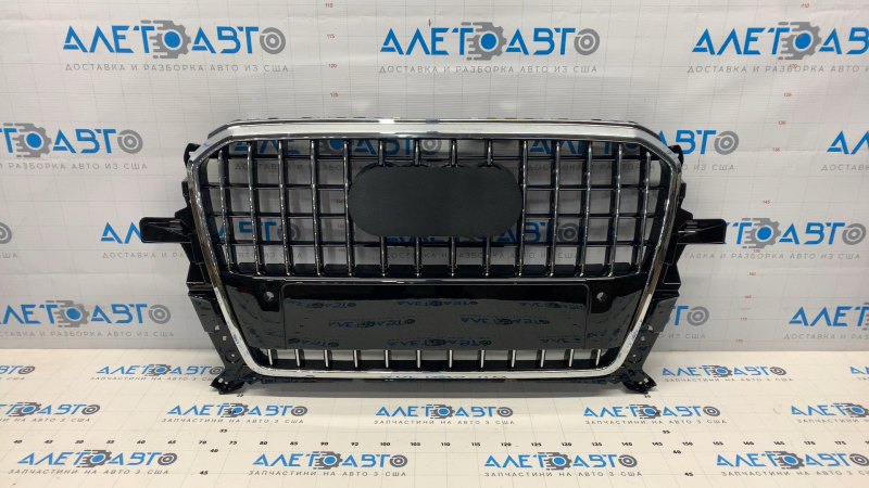 Решетка радиатора grill Audi Q5 8R 13-17 S-line, без эмблемы